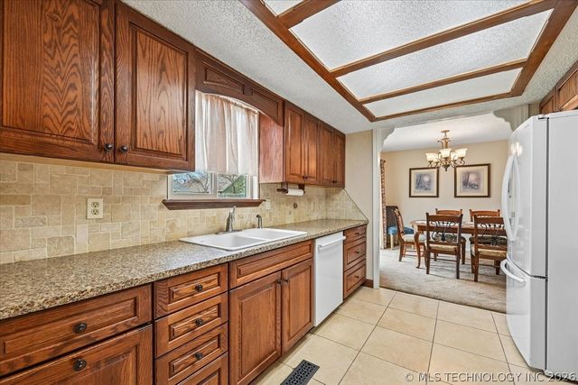 6522 S 111th East Avenue, Tulsa, OK 74133