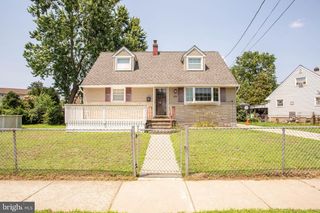 836 DEVENNEY DR, Bellmawr, NJ 08031