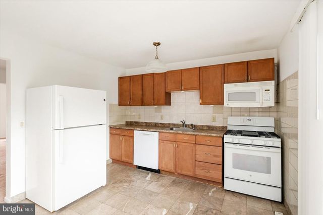460 FAIRFIELD RD, East Windsor Twp, NJ 08520