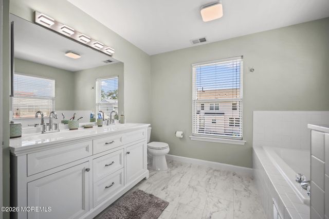 2 Devonshire Drive, Hazlet, NJ 07730