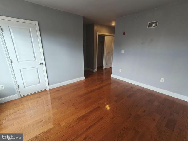 617 N 11TH ST, Philadelphia, PA 19123