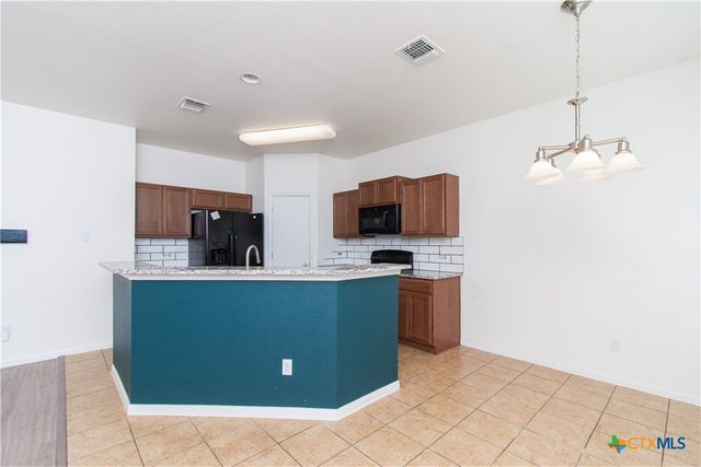 1217 Roanoke Drive, Temple, TX 76504