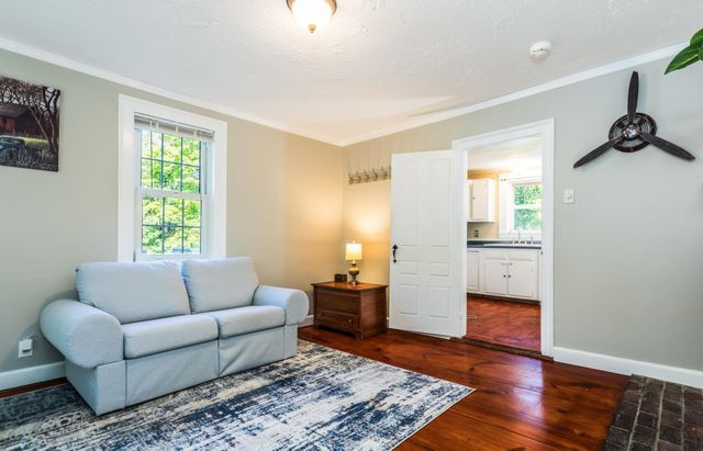 272 Old Concord Turnpike, Barrington, NH 03825