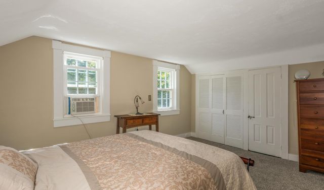 272 Old Concord Turnpike, Barrington, NH 03825