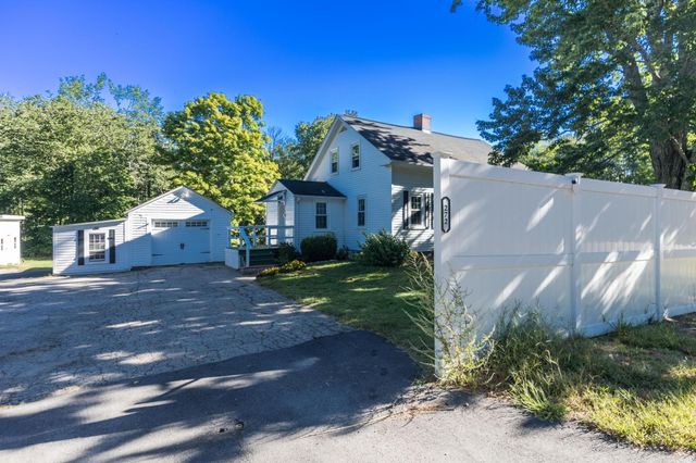 272 Old Concord Turnpike, Barrington, NH 03825