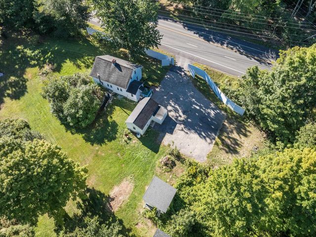272 Old Concord Turnpike, Barrington, NH 03825