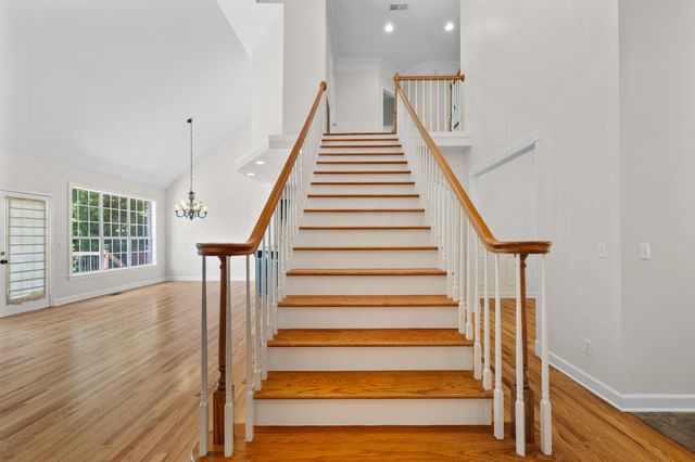 1822 Bay Pointe Drive, Hixson, TN 37343