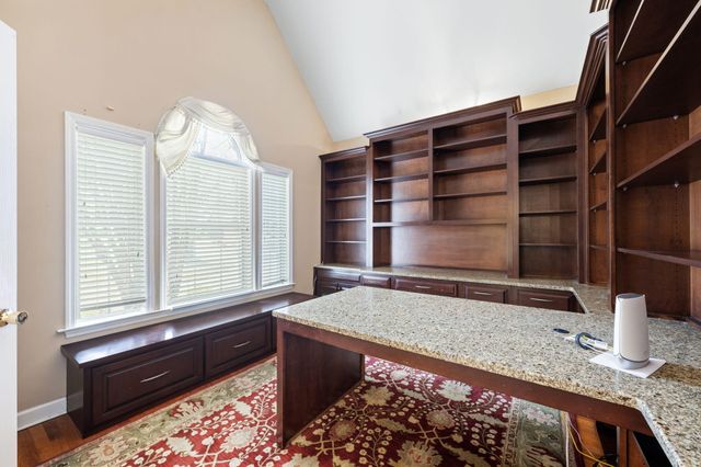 1822 Bay Pointe Drive, Hixson, TN 37343