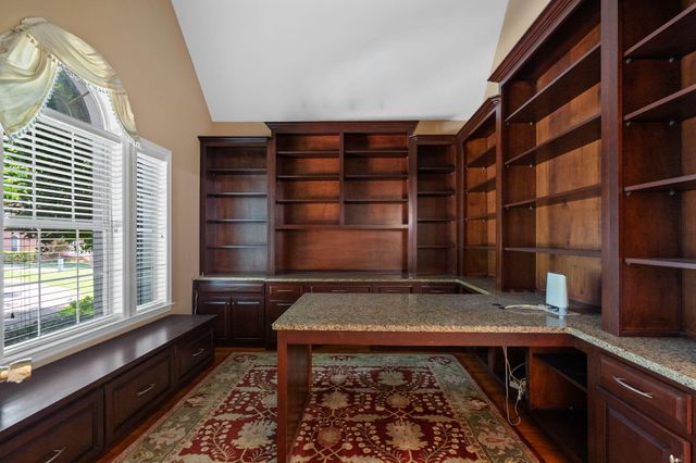 1822 Bay Pointe Drive, Hixson, TN 37343