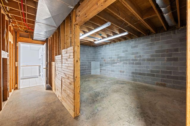 1822 Bay Pointe Drive, Hixson, TN 37343