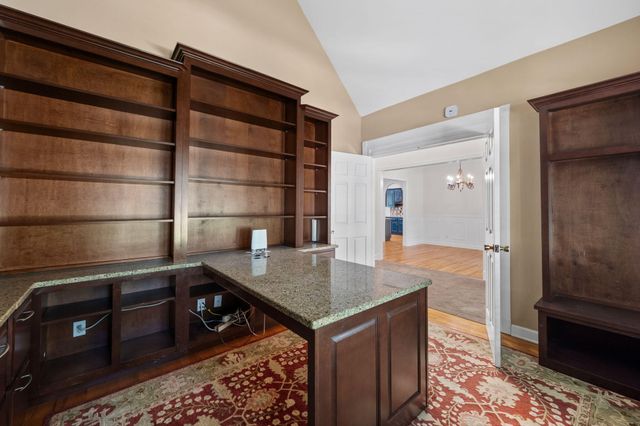 1822 Bay Pointe Drive, Hixson, TN 37343