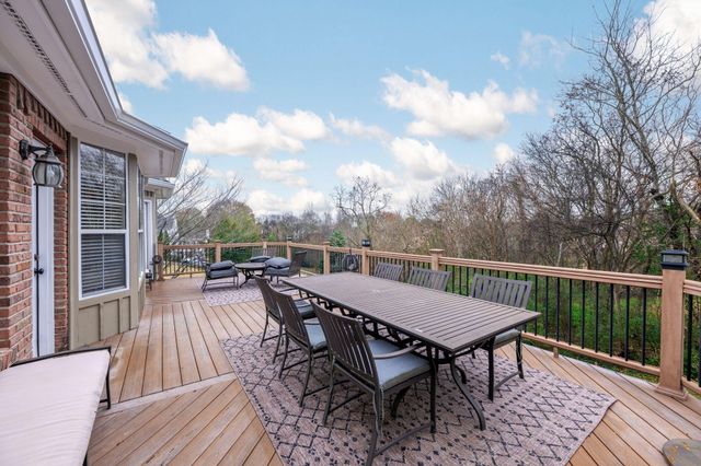1822 Bay Pointe Drive, Hixson, TN 37343