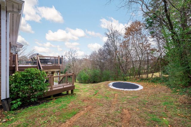 1822 Bay Pointe Drive, Hixson, TN 37343