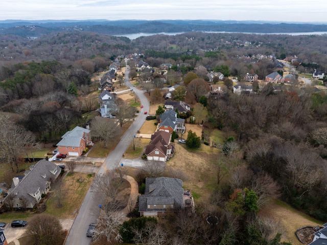 1822 Bay Pointe Drive, Hixson, TN 37343