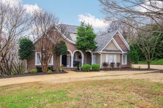 1822 Bay Pointe Drive, Hixson, TN 37343