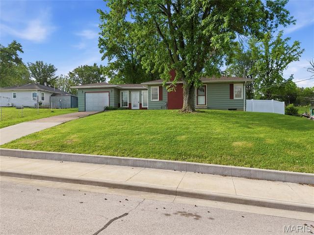 1206 N 5th Street, Festus, MO 63028