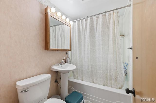 1206 N 5th Street, Festus, MO 63028