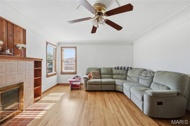 1206 N 5th Street, Festus, MO 63028
