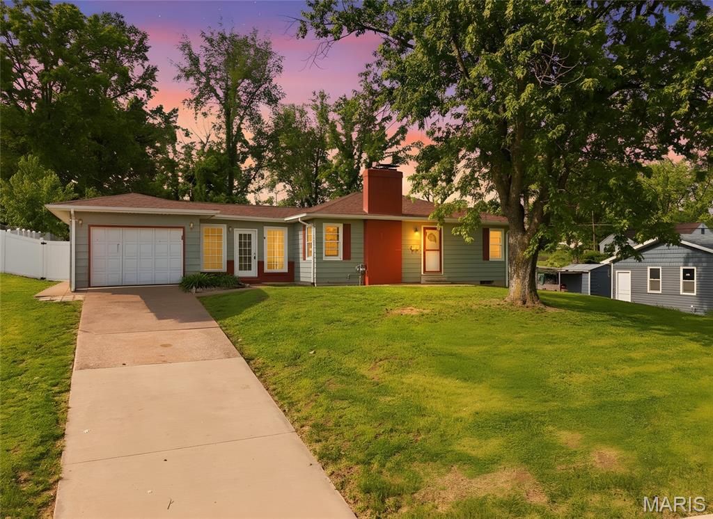 1206 N 5th Street, Festus, MO 63028