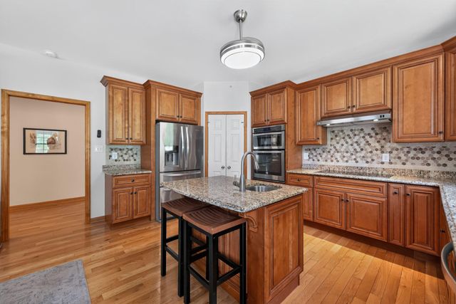 4902 W CHESTER PIKE, Newtown Square, PA 19073