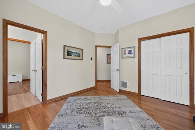 4902 W CHESTER PIKE, Newtown Square, PA 19073