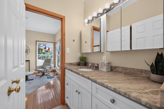 4902 W CHESTER PIKE, Newtown Square, PA 19073