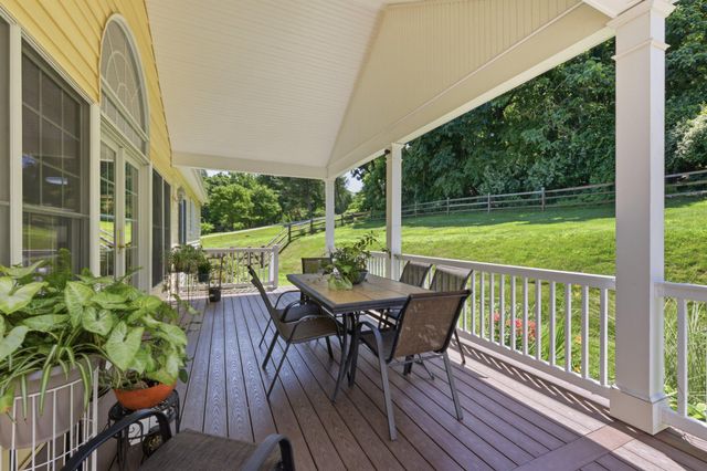 4902 W CHESTER PIKE, Newtown Square, PA 19073