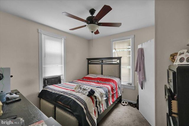 18 N 7TH ST, Columbia, PA 17512