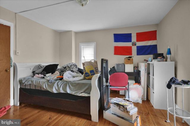 18 N 7TH ST, Columbia, PA 17512