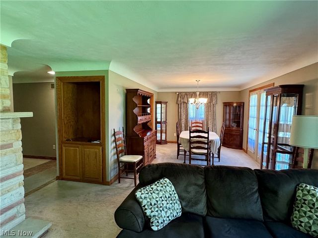 1648 Highland Lane, Ashtabula, OH 44004