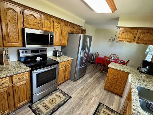 1648 Highland Lane, Ashtabula, OH 44004