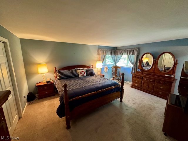 1648 Highland Lane, Ashtabula, OH 44004