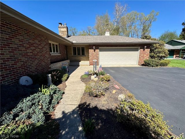 1648 Highland Lane, Ashtabula, OH 44004