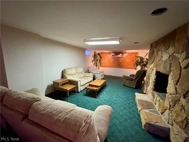 1648 Highland Lane, Ashtabula, OH 44004