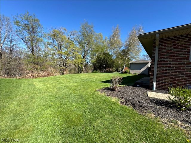 1648 Highland Lane, Ashtabula, OH 44004