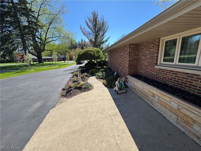 1648 Highland Lane, Ashtabula, OH 44004