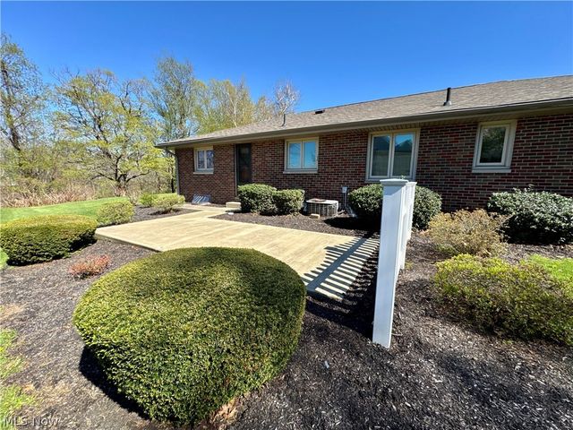 1648 Highland Lane, Ashtabula, OH 44004