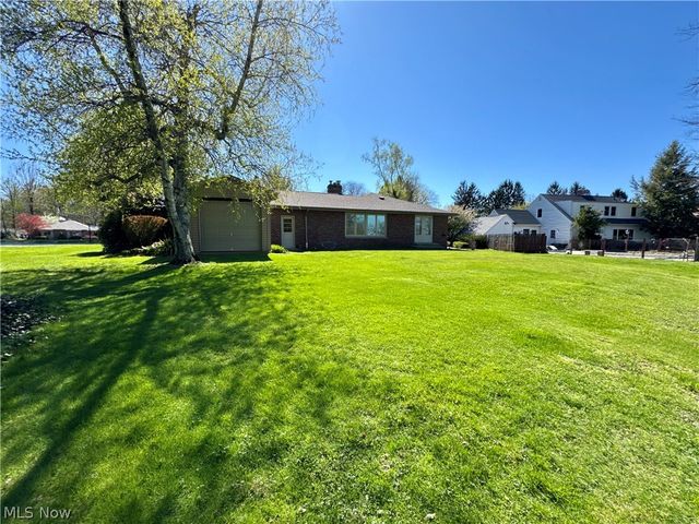 1648 Highland Lane, Ashtabula, OH 44004