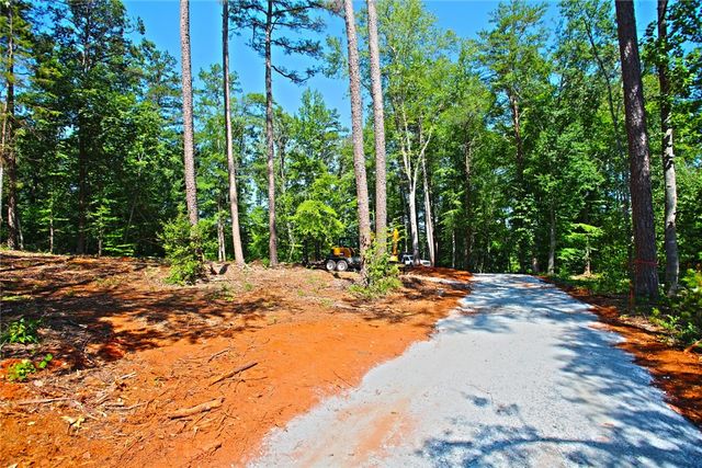 1359 Harbor Ridge Road, Seneca, SC 29672
