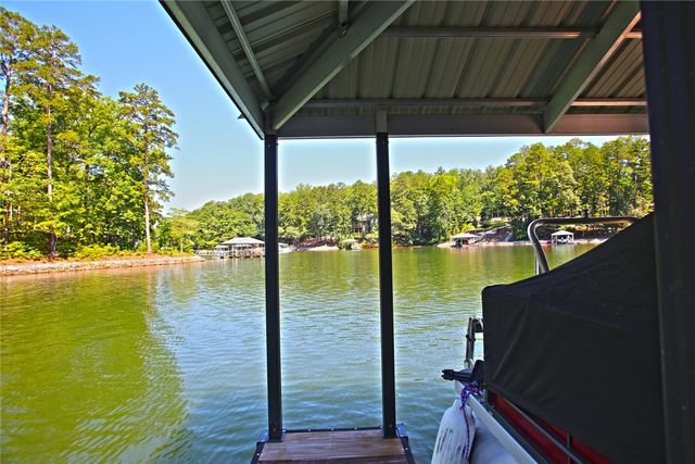 1359 Harbor Ridge Road, Seneca, SC 29672