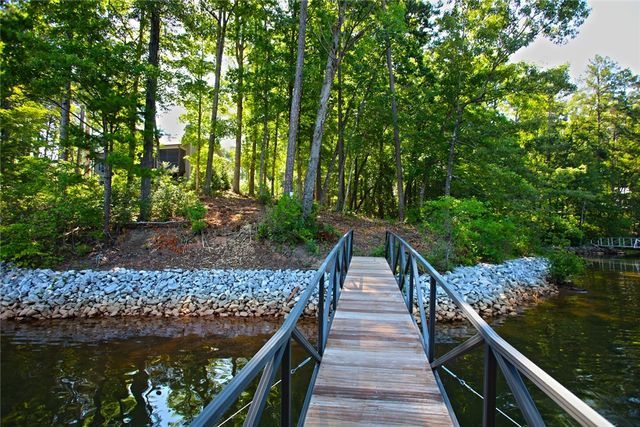 1359 Harbor Ridge Road, Seneca, SC 29672