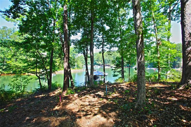 1359 Harbor Ridge Road, Seneca, SC 29672