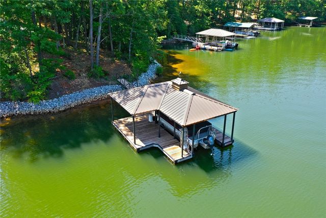 1359 Harbor Ridge Road, Seneca, SC 29672