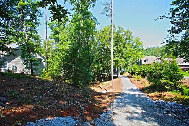 1359 Harbor Ridge Road, Seneca, SC 29672