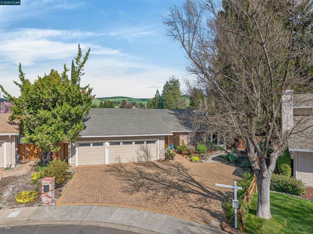 726 Buckingham Ct, Walnut Creek, CA 94598