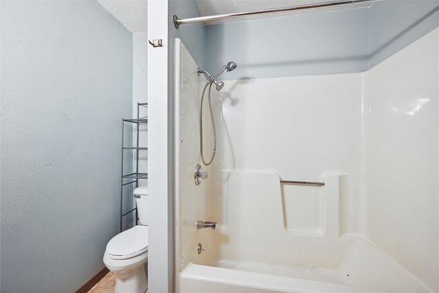 88 Main Avenue, Atkins, IA 52206