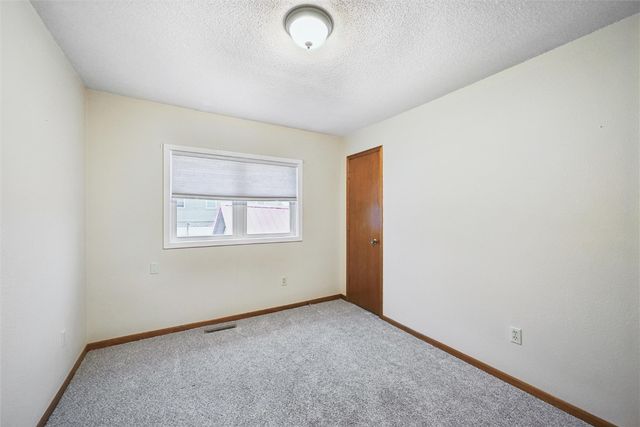 88 Main Avenue, Atkins, IA 52206