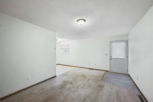 88 Main Avenue, Atkins, IA 52206