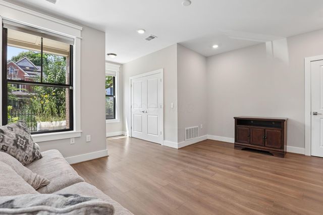 1320 Forsythe Avenue, Columbus, OH 43201