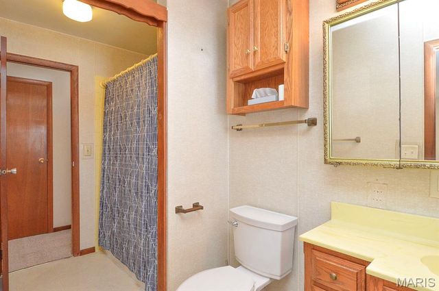 702 W Washington Street, O'fallon, IL 62269